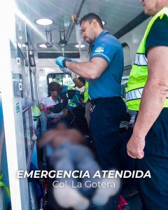 Accidente de motocicleta en la colonia La Gotera deja tres personas lesionadas