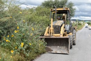 Implementan operativo de limpieza en caminos de peregrinación a Coroneo para seguridad de los fieles creyentes