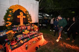 Ofrendas, catrinas y pancito de muerto, El Marqués celebra el «Día de Muertos» con un gran festival en La Cañada