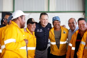 Querétaro reconoce a los “camineros” que enfrentaron lluvias y derrumbes para mantener las carreteras de la Sierra Gorda en funcionamiento
