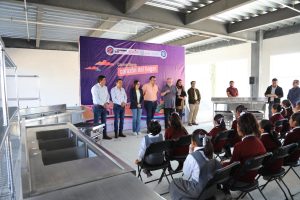 Entregan mobiliario de cocina a Casa Hogar ‘Santa María del Mexicano’ y paneles solares al Centro Casa AMMI en Colón