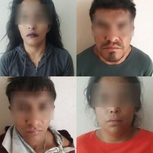 De la fiesta al torito; Detienen a cuatro con botellas de alcohol y cigarros robados de un OXXO en Tequisquiapan