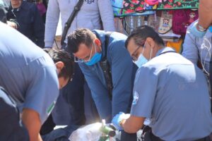 Ciudadanos y equipos de emergencia logran reanimar a hombre en paro cardíaco en el Mirador de Los Arcos