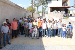 Inauguran obra de urbanización en la Calle Fresnos con agua potable, drenaje y empedrado moderno