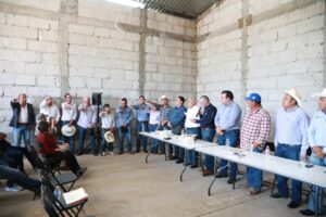 Impulso al campo: Gaspar Trueba cierra filas con ganaderos de Colón y promete apoyo total al sector