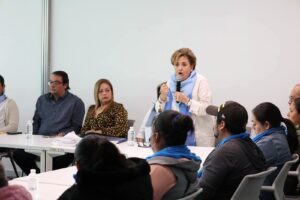 Entregan más de 64 mil firmas en Querétaro contra la despenalización del aborto