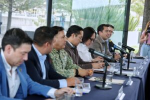 Se reúnen alcaldes metropolitanos y autoridades para reforzar coordinación y refrendar compromiso con la paz y la seguridad de Querétaro