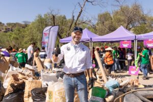 Más de 800 voluntarios limpian el Río El Pueblito y recolectan 7 toneladas de basura en Corregidora