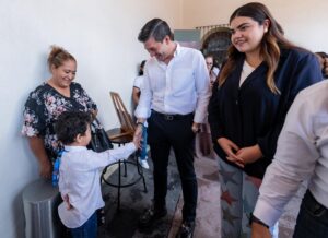 Pequeños artistas, grandes sueños: niños de El Marqués plasman su visión del municipio en exposición
