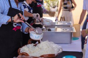 Cocina Móvil llega a La Purísima de la Cueva y suma más de 7 mil beneficiarios en Corregidora