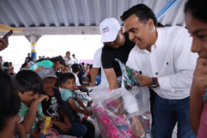 Celebran a la niñez en Santa Rosa Jáuregui con actividades, juguetes y mensaje contra las adicciones
